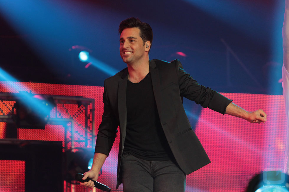 David Bustamante actuando durante el concierto de 'OT. El reencuentro'