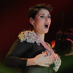 Una imperial Rosa López interpreta "Sueña" en dúo con Chenoa en el concierto de 'OT. El reencuentro'