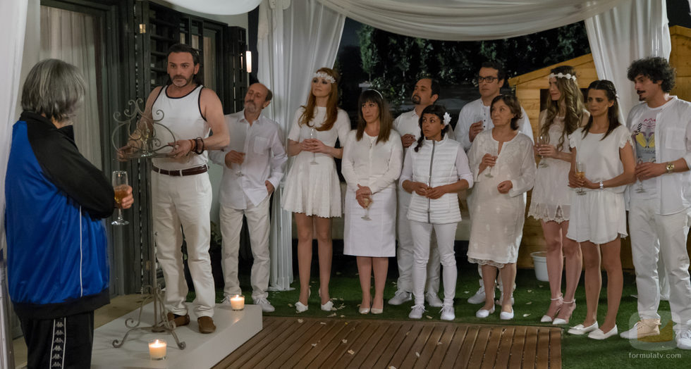 Noche especial en el patio de Enrique en 'La que se avecina'