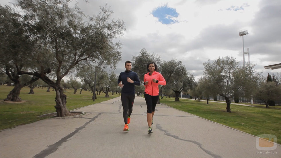 Fonsi Nieto y Desirée Ndjambo en 'Nacidos para correr'