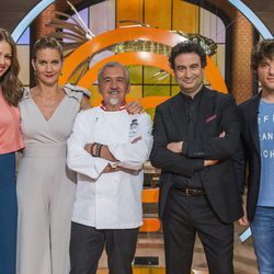 Paco Torreblanca visita las cocinas de 'MasterChef Celebrity'