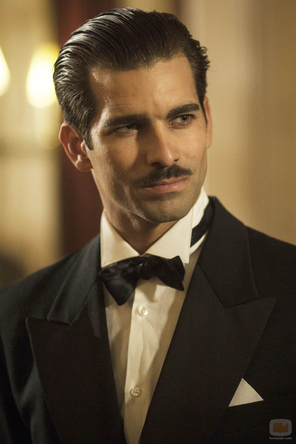 Rubén Cortada es Ramón Serrano Suñer en 'Lo que escondían sus ojos'