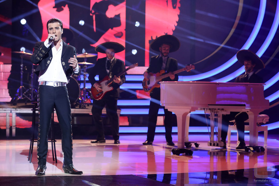 Blas Cantó imitando a Alejandro Fernández en la séptima gala de 'Tu cara me suena'