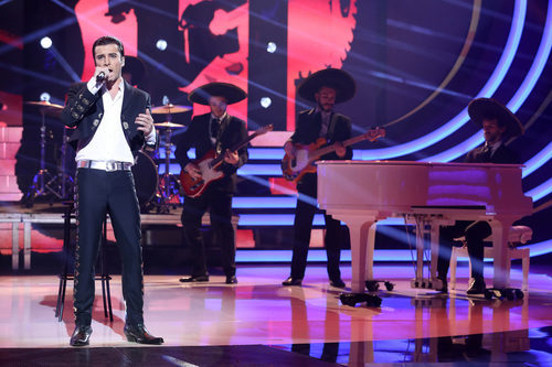 Blas Cantó imitando a Alejandro Fernández en la séptima gala de 'Tu cara me suena'
