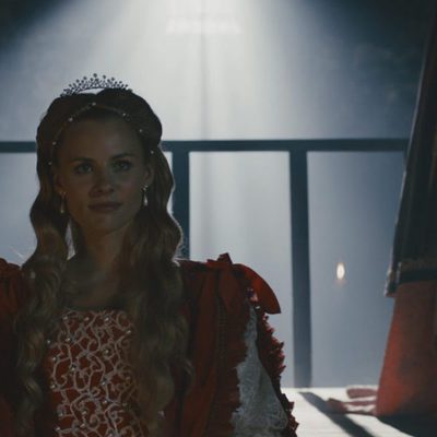 Olivia Chenery es María Estuardo en 'Reinas'
