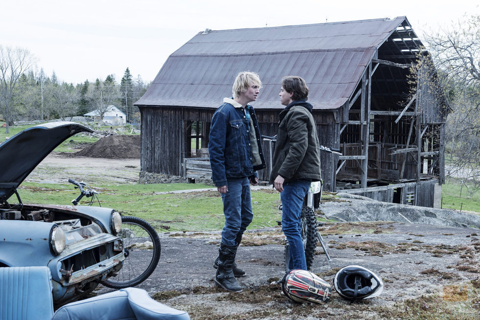 James Paxton y Tyler Young discutiendo en 'Eyewitness'