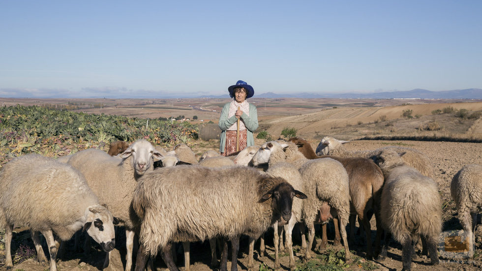 Doña Fina se convierte en una pastora en 'La que se avecina'