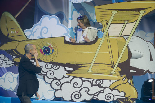 Miguel recibe la visita de su madre en 'Gran Hermano'