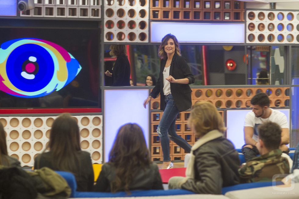 Sandra Barneda llega a la casa de 'Gran Hermano'
