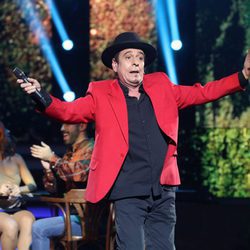 Juan Muñoz es El Barrio en la octava gala de 'Tu cara me suena'