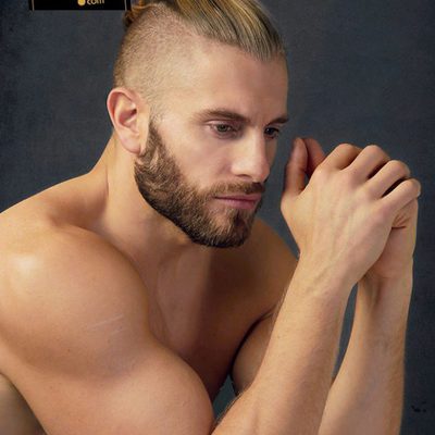 Matías Roure, el barman de 'First Dates', al desnudo