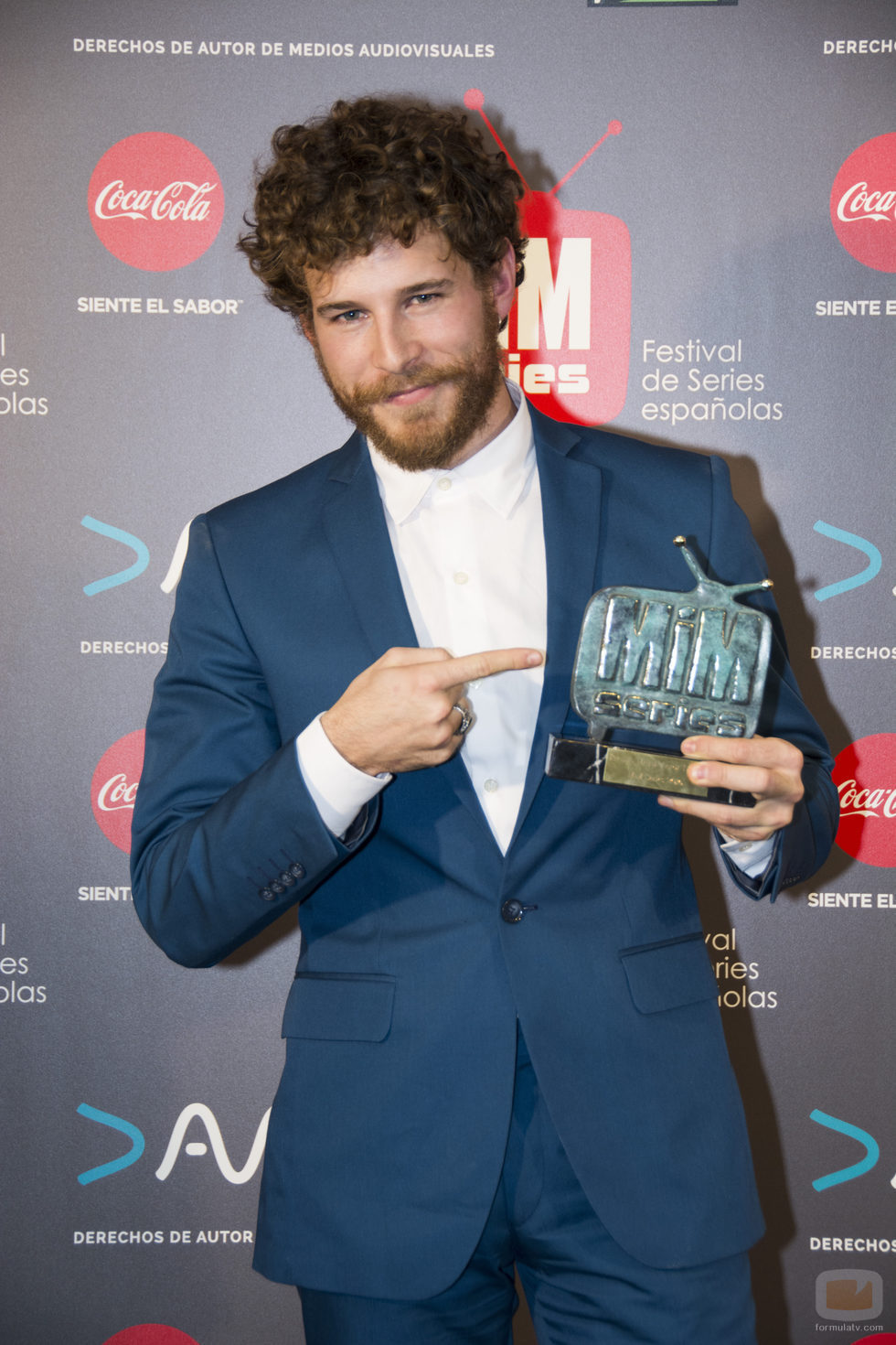 Álvaro Cervantes, mejor actor de drama en los Premios MiM 2016