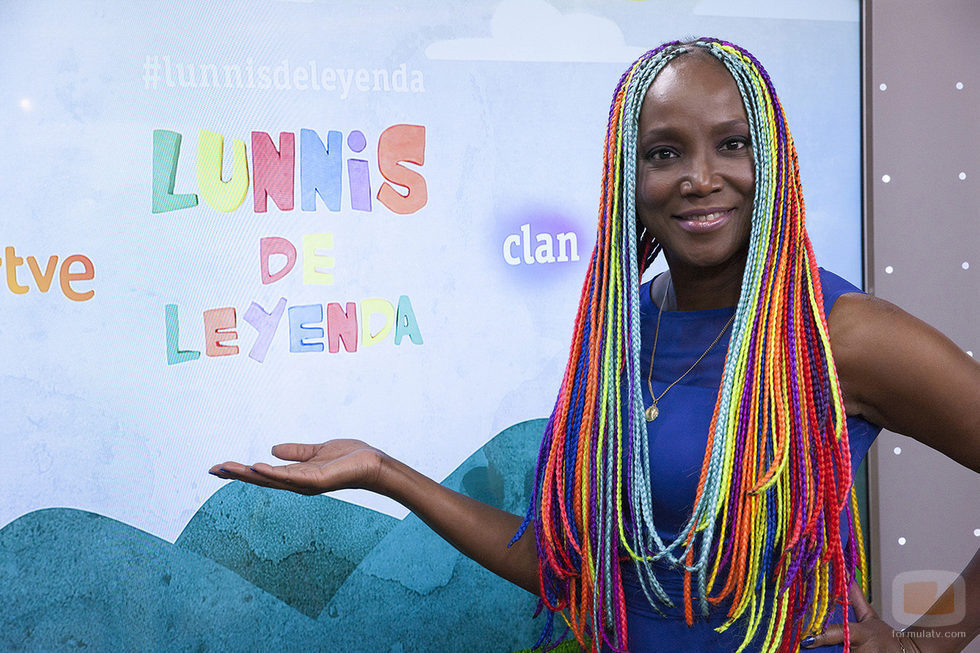 Lucrecia en la presentación de 'Lunnis de Leyenda'