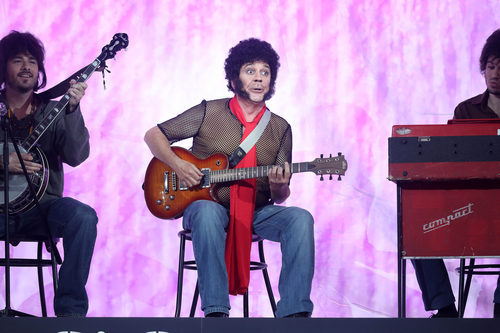 Juan Muñoz interpreta a Mungo Jerry en la novena gala de 'Tu cara me suena'