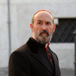 Javier Cámara es el Cardenal Gutiérrez en 'The Young Pope'