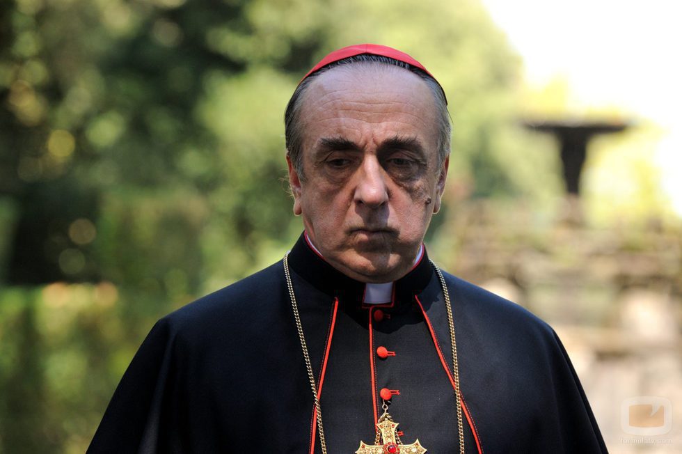 Silvio Orlando es el Cardenal Voiello en 'The Young Pope'