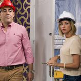 Amador y Maite entran juntos a casa de la escritora en 'La que se avecina'