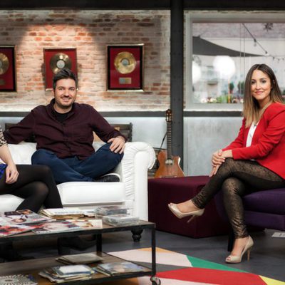 Marta Ferrer, Xavi Rodríguez y María Lama presentan 'KissMussik'