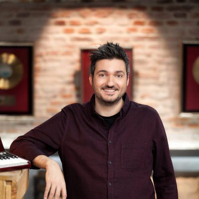 Xavi Rodríguez presenta 'KissMussik'