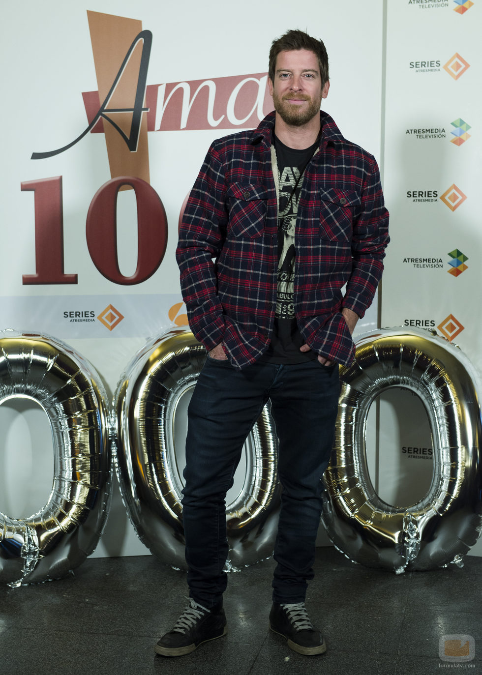Manu Baqueiro en la celebración de los 1000 capítulos de 'Amar es para siempre'