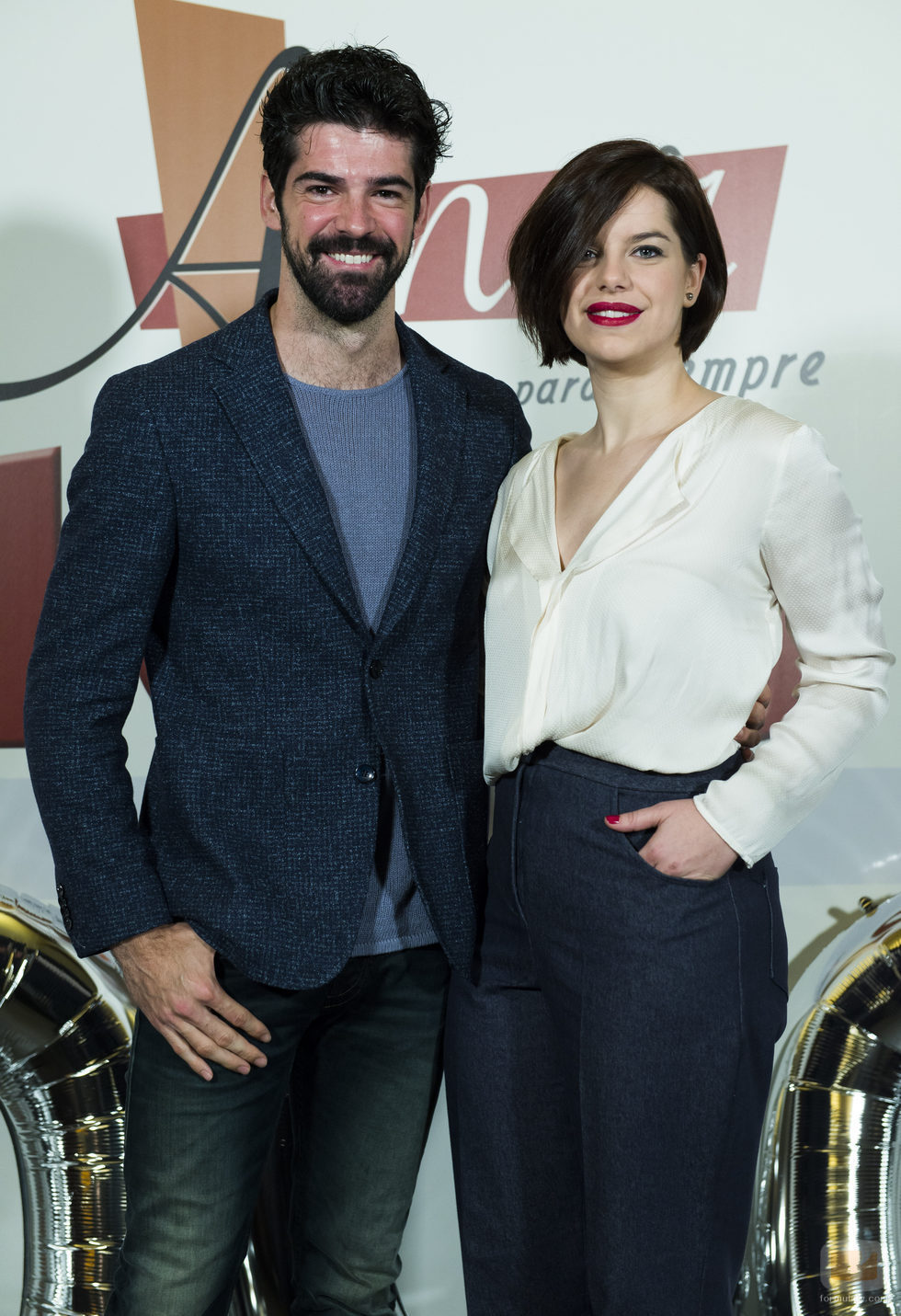 Mariona Ribas y Miguel Ángel Muñoz en el acto promocional de los 1000 capítulos de 'Amar es para siempre'