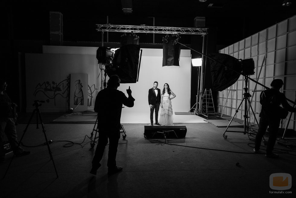 Irene Junquera y Frank Blanco durante la sesión de fotos de las campanadas 2016-2017