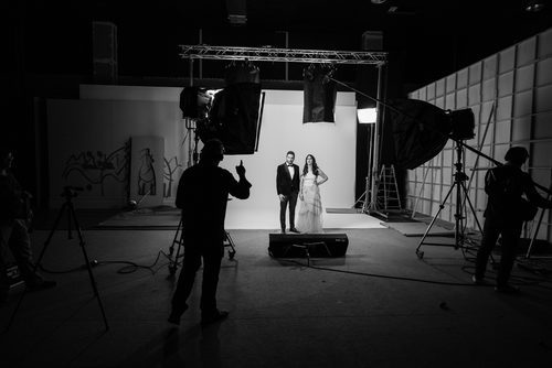 Irene Junquera y Frank Blanco durante la sesión de fotos de las campanadas 2016-2017