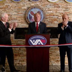 Nick Nolte es el expresidente de EE.UU, Richard Graves en 'Graves'