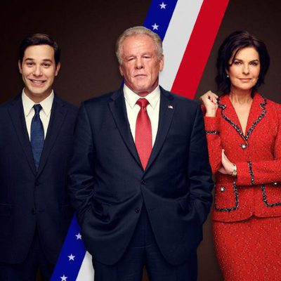 El reparto principal de 'Graves' posa para la promoción de la serie de Epix