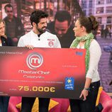 Miguel Ángel Muñoz dona su premio tras ganar 'Masterchef Celebrity'