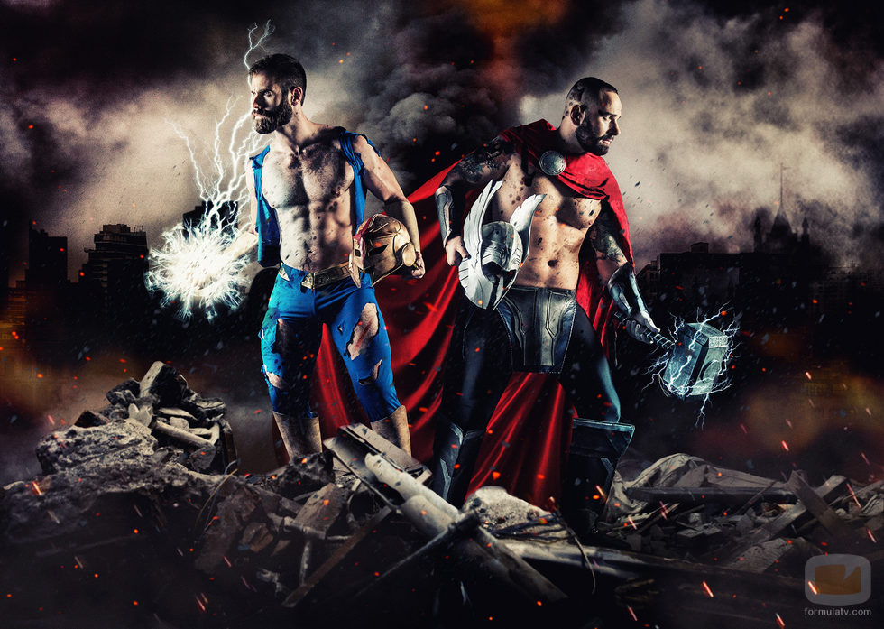 Nova y Thor en The Sexy Geek Calendar 2017