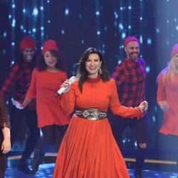 Laura Pausini actuando en la final de 'La Voz'