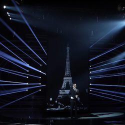 Blas se viste de Charles Aznavour en la undécima gala de 'Tu cara me suena'