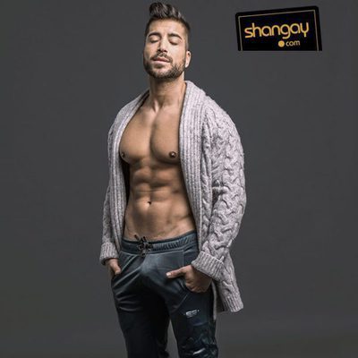 Alain ('GH 17') marcando paquete para Shangay