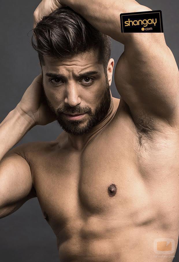 Alain de 'GH 17' se desnuda para las cámaras de la revista Shangay