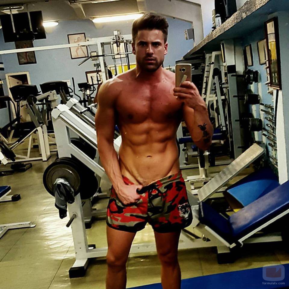 Sergio Ayala ('GH VIP 5'), provocando en el gimnasio