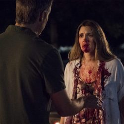 'Santa Clarita Diet' muestra la transformación de Drew Barrymore en una muerta viviente