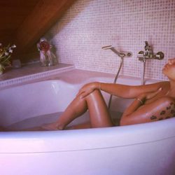 Elettra Lamborghini, concursante de 'Gran Hermano VIP 5', aparece desnuda en una bañera
