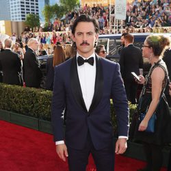 Milo Ventimiglia ('This is us') en la Alfombra Roja de la 74ª edición de los Globos de Oro