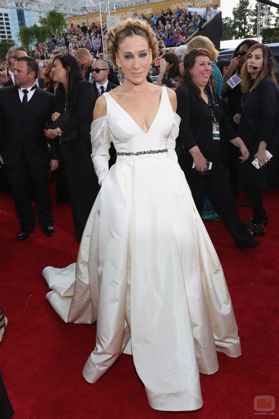 Sarah Jessica Parker, nominada por 'Divorce', posa en la Alfombra Roja de la 74ª edición de los Globos de Oro