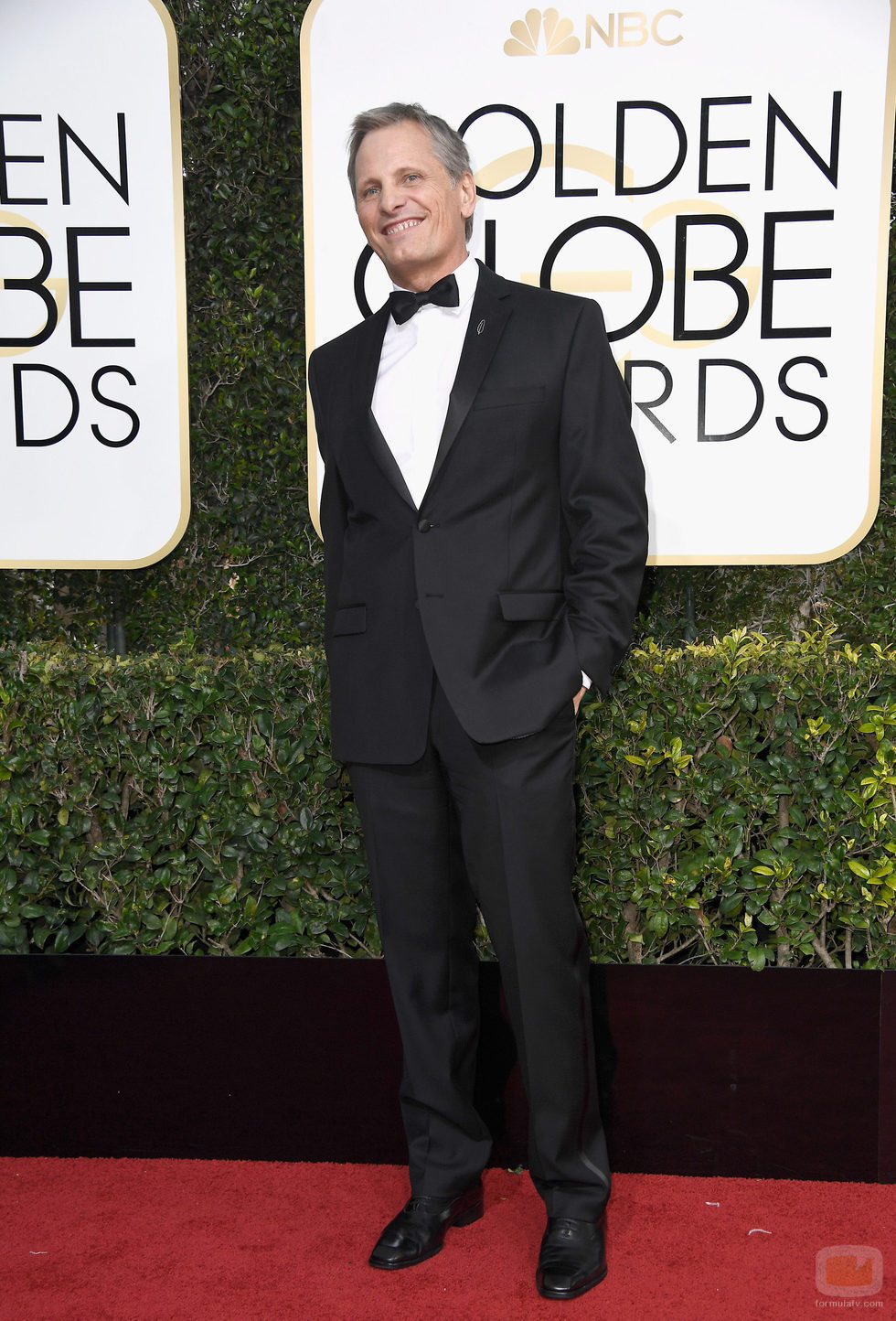 Viggo Mortensen en la Alfombra Roja de la 74ª edición de los Globos de Oro