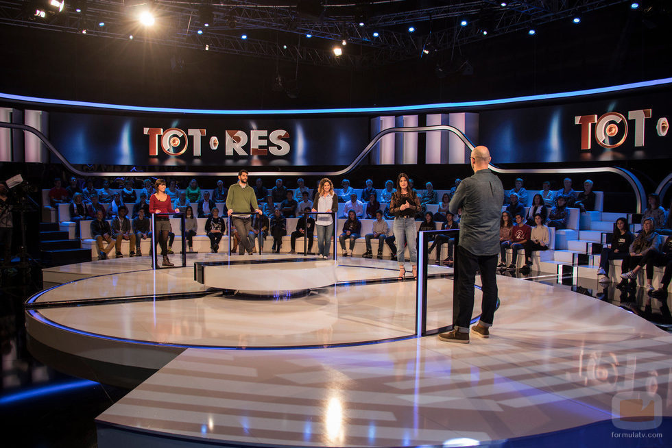 Estreno de 'Tot o res' presentado por Ares Teixidó