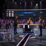 Ares Teixidó con dos concursantes de 'Tot o res'