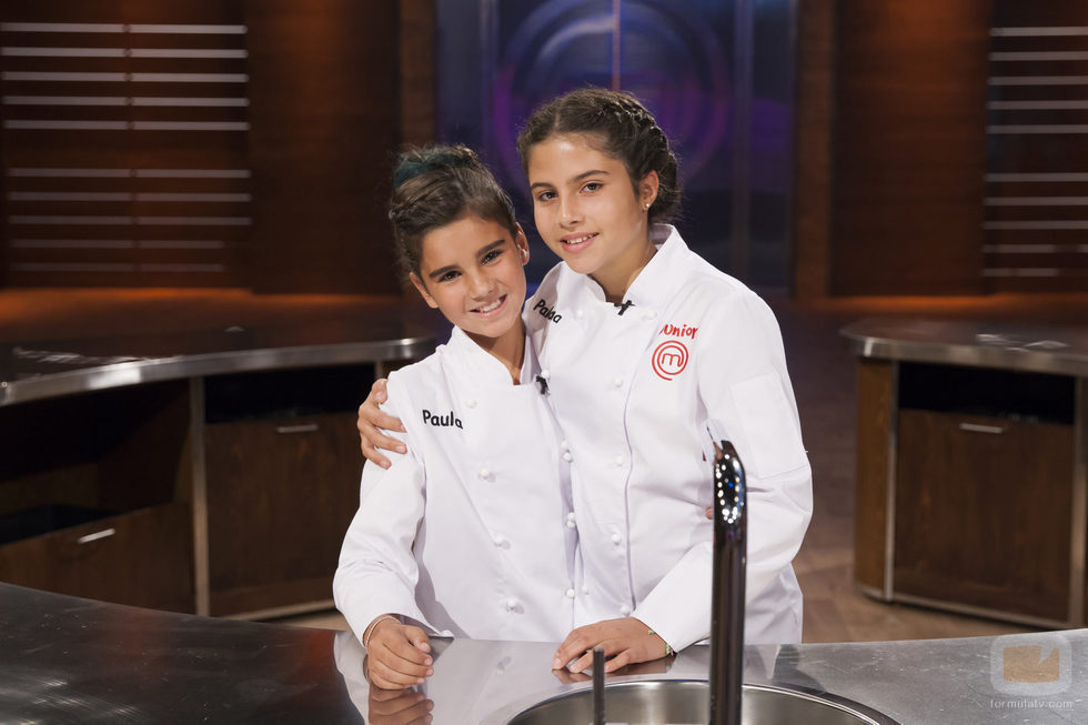 Paula junto con Paloma en la gran final de 'MasterChef Junior 4'
