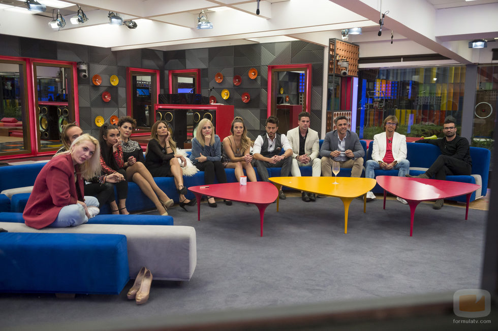 Los concursantes de 'GH VIP 5' durante la cuarta gala