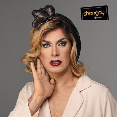 Arturo Valls, más seductor que nunca, luce maquillaje y peluca