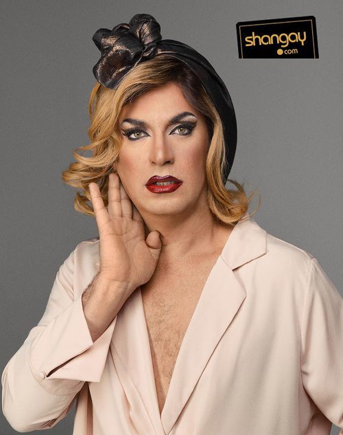 Arturo Valls, más seductor que nunca, luce maquillaje y peluca 