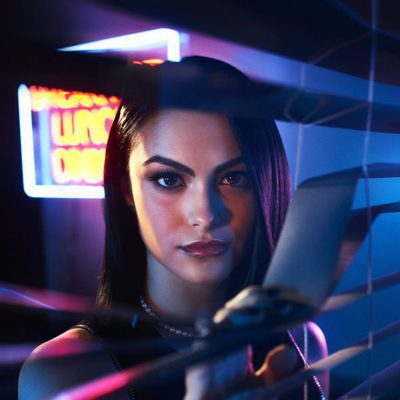 Camila Mendes es Veronica Lodge en 'Riverdale'