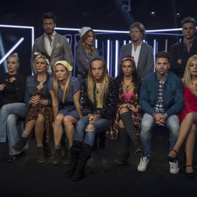 Los concursantes de 'GH VIP 5' en la sala de expulsión durante la quinta gala