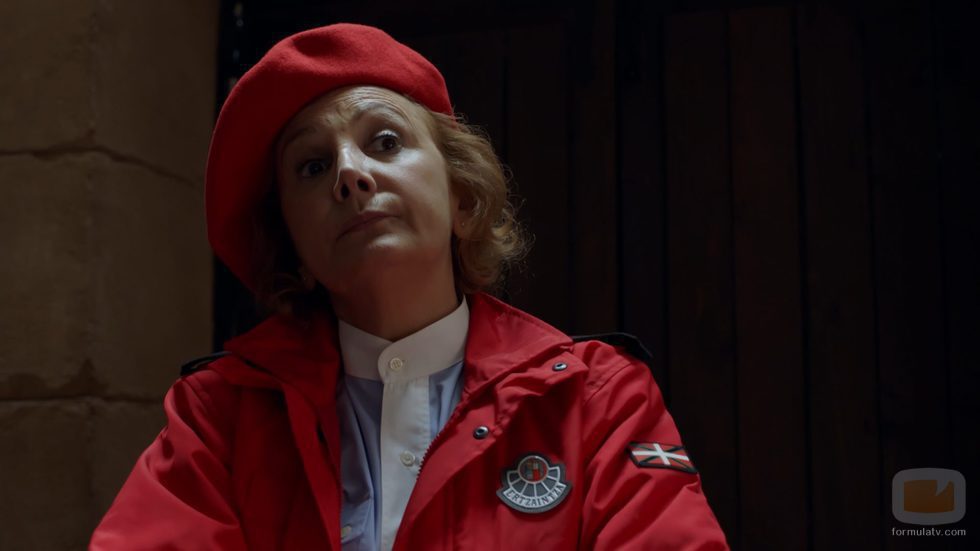 Elena Irureta en la tercera temporada de 'Allí abajo'